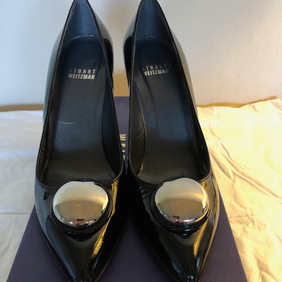 Stewart Weiztman UFO Patent Leather Pumps - Picture 2 of 4